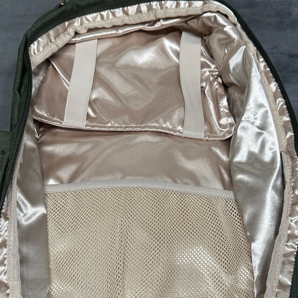 Ju-Ju-Be Be Right Olive Backpack diaper bag  with Gold Accents - Picture 5 of 12